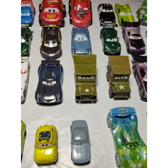 Lot of 33 Disney Pixar Cars Trucks & More - Picture 11 of 16